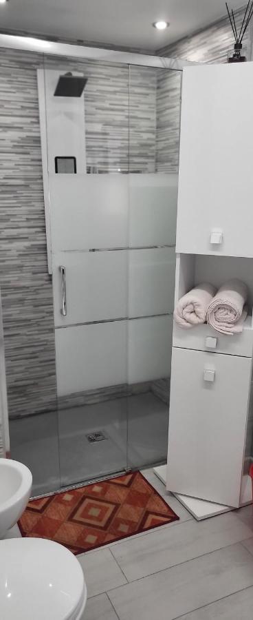 Holithªy Molª Bed & Breakfast Мола ди Бари Екстериор снимка