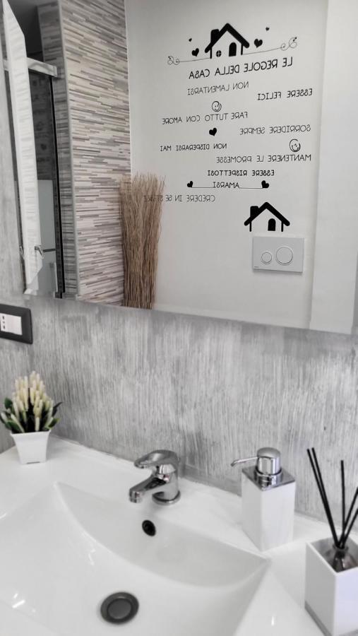 Holithªy Molª Bed & Breakfast Мола ди Бари Екстериор снимка