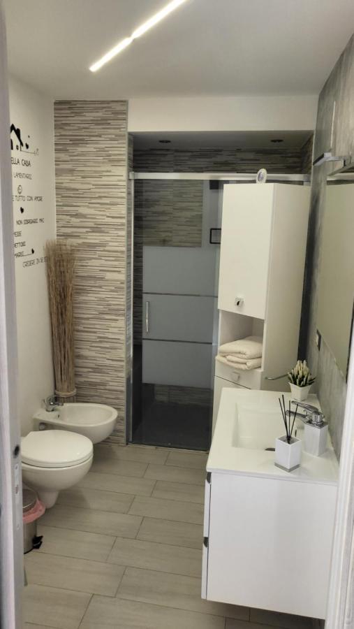 Holithªy Molª Bed & Breakfast Мола ди Бари Екстериор снимка